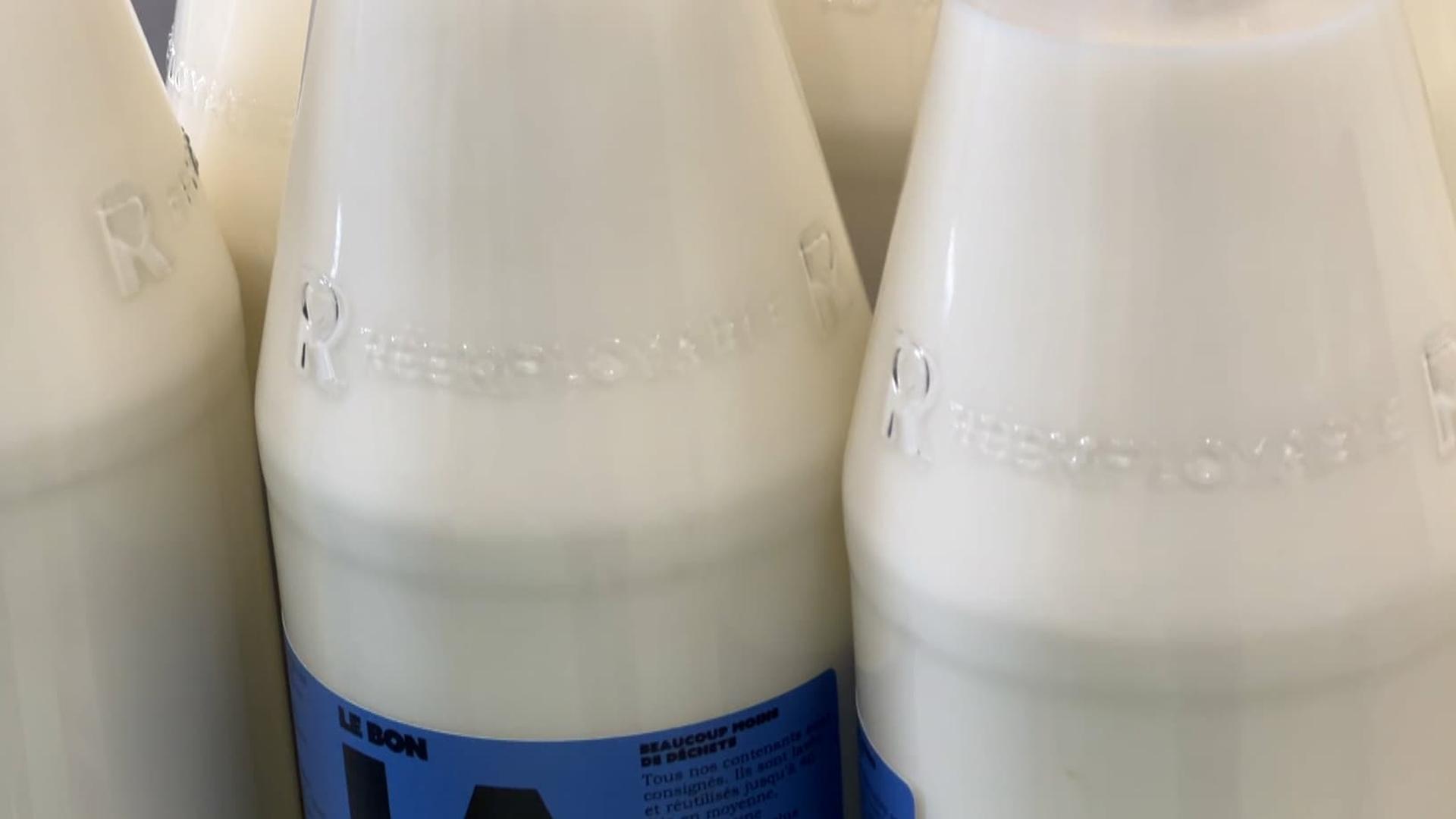 Dans 100% des laits analysés : la substance cancérigène qu&rsquo;aucune mère ne soupçonne