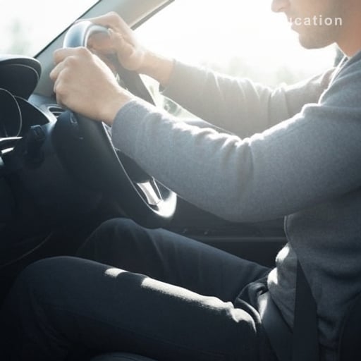 Conduire avec un lumbago : quels sont les vrais risques ?